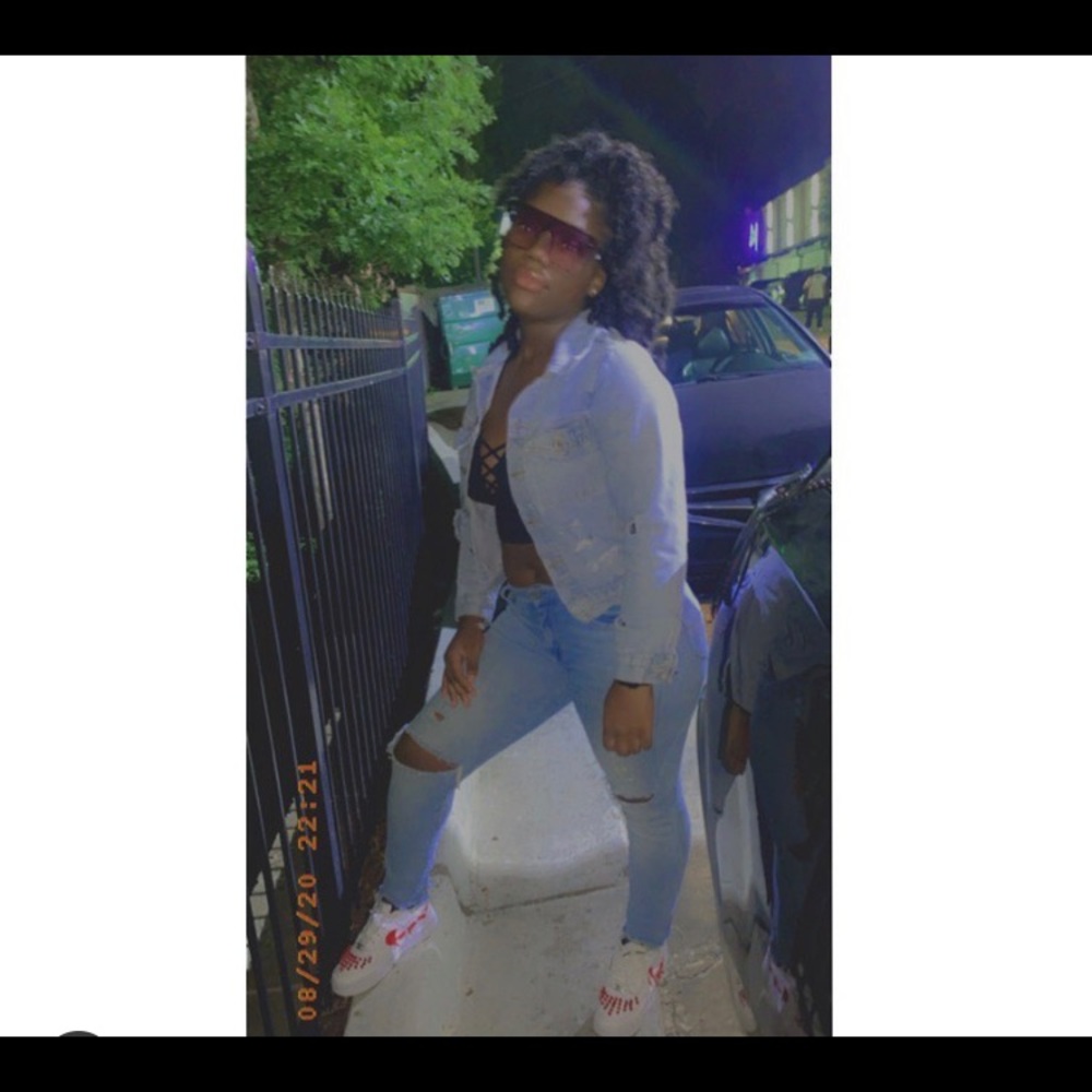 Meet your Posher, Shatinise